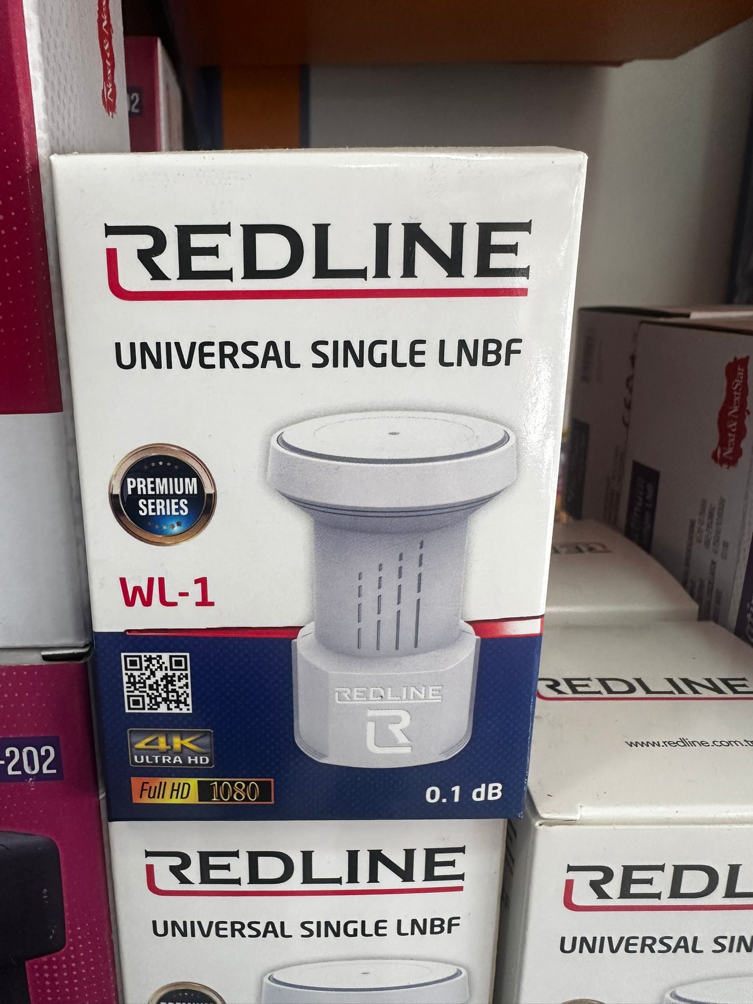 Redline WL-1 Universal Single Tekli LNB Redline WL-1 Universal Single Tekli LNB